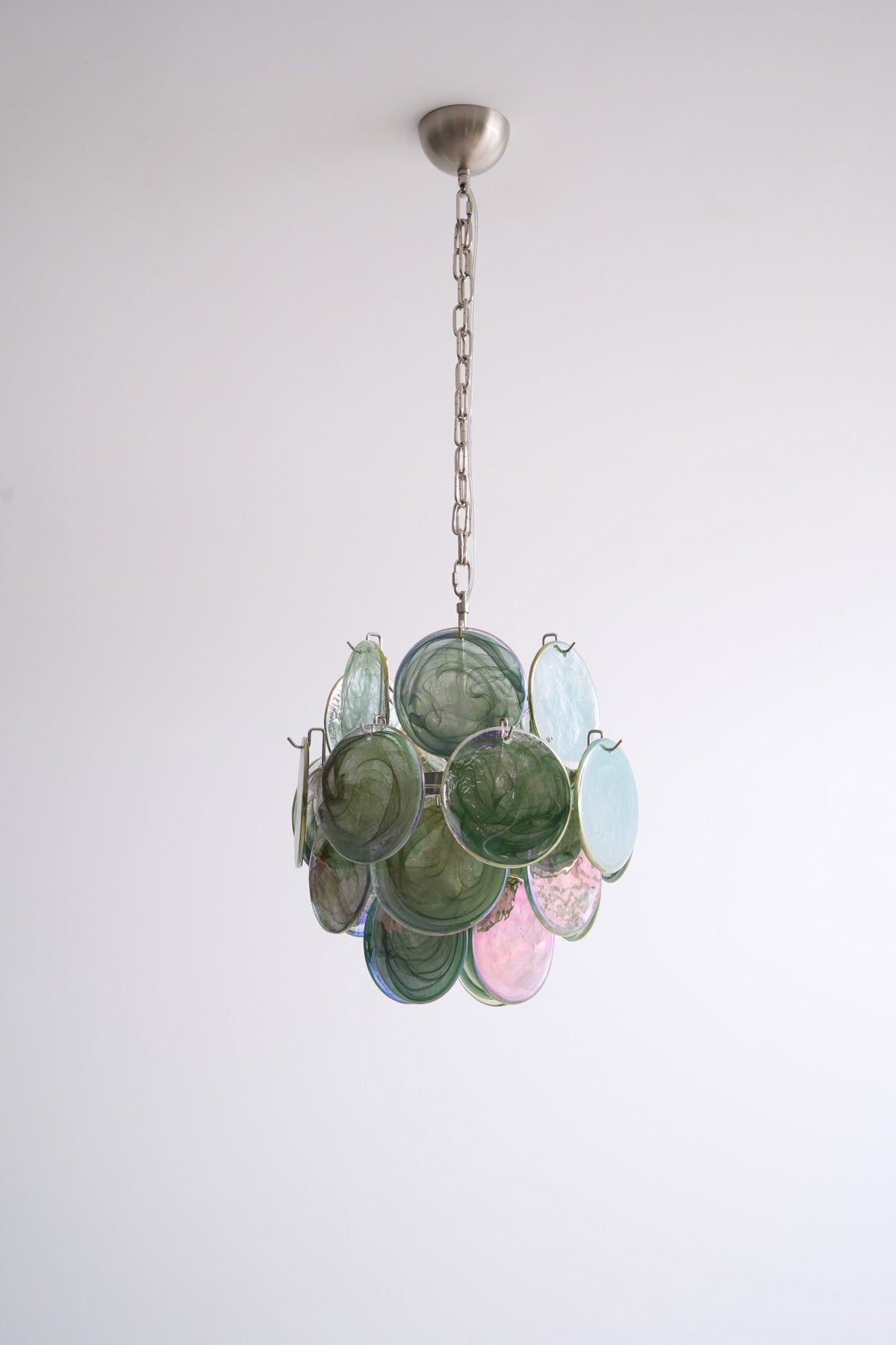 Teriinelle kroonluchter met meelagen Murano-disc kunstwerk in meerdere kleuren
