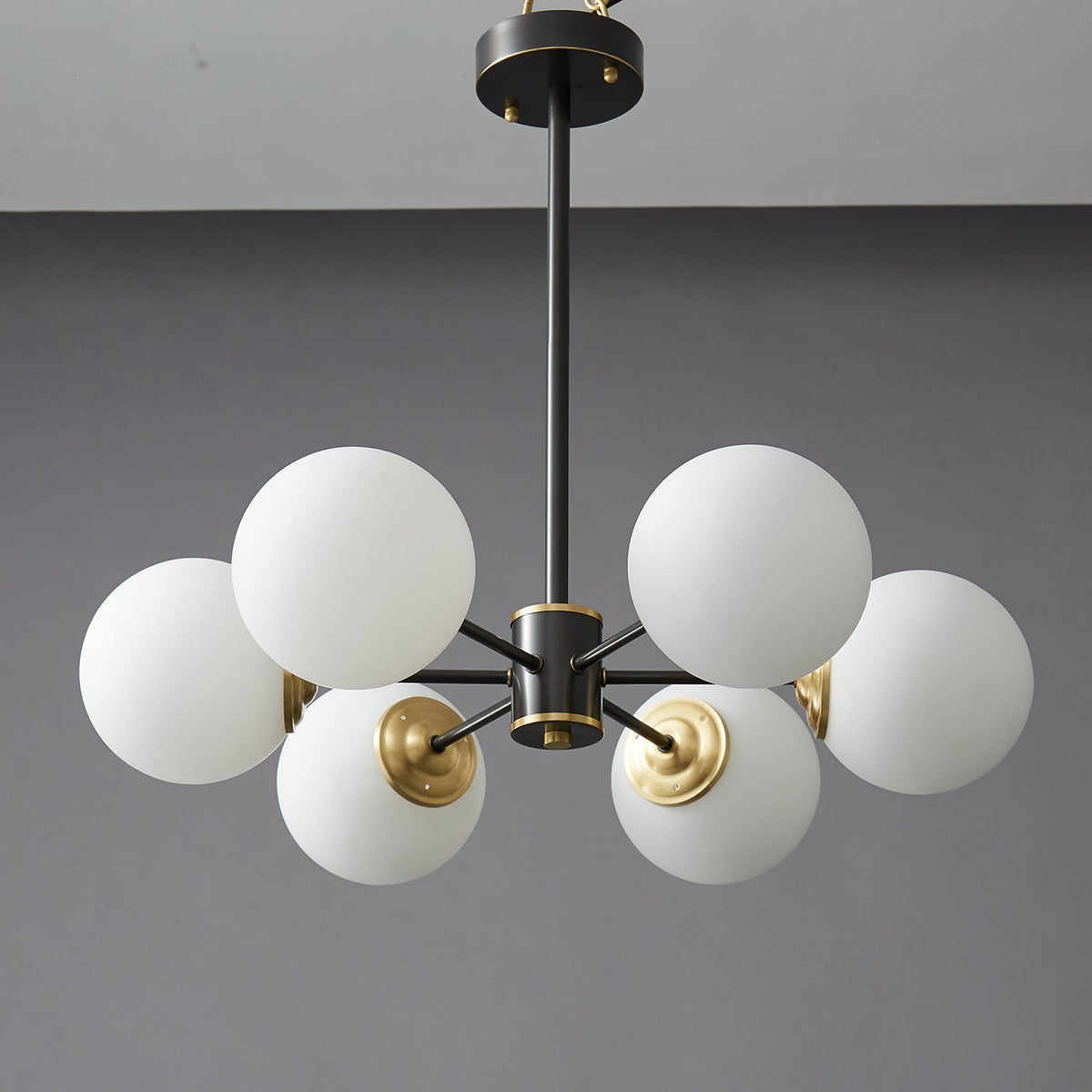 Catalos Moderne Premium Orb Kroonluchter van messing en glas