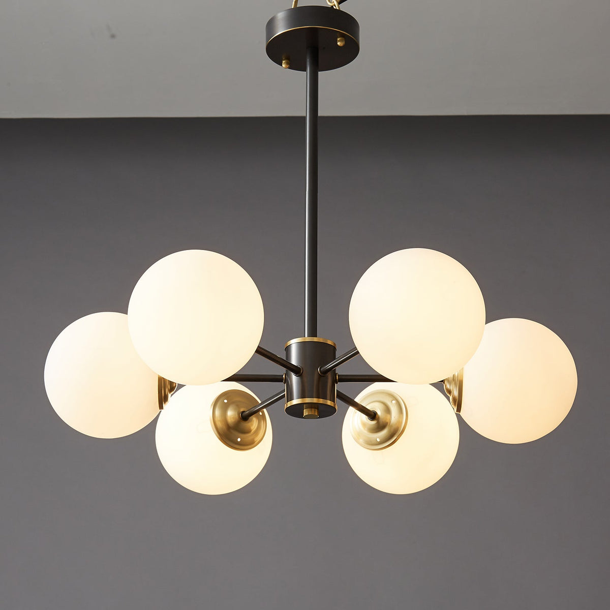 Catalos Moderne Premium Orb Kroonluchter van messing en glas