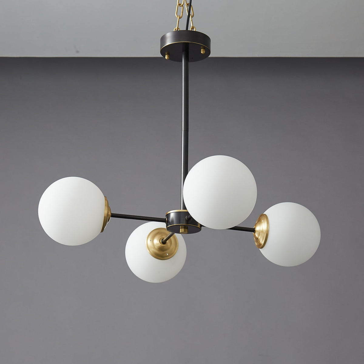 Catalos Moderne Premium Orb Kroonluchter van messing en glas