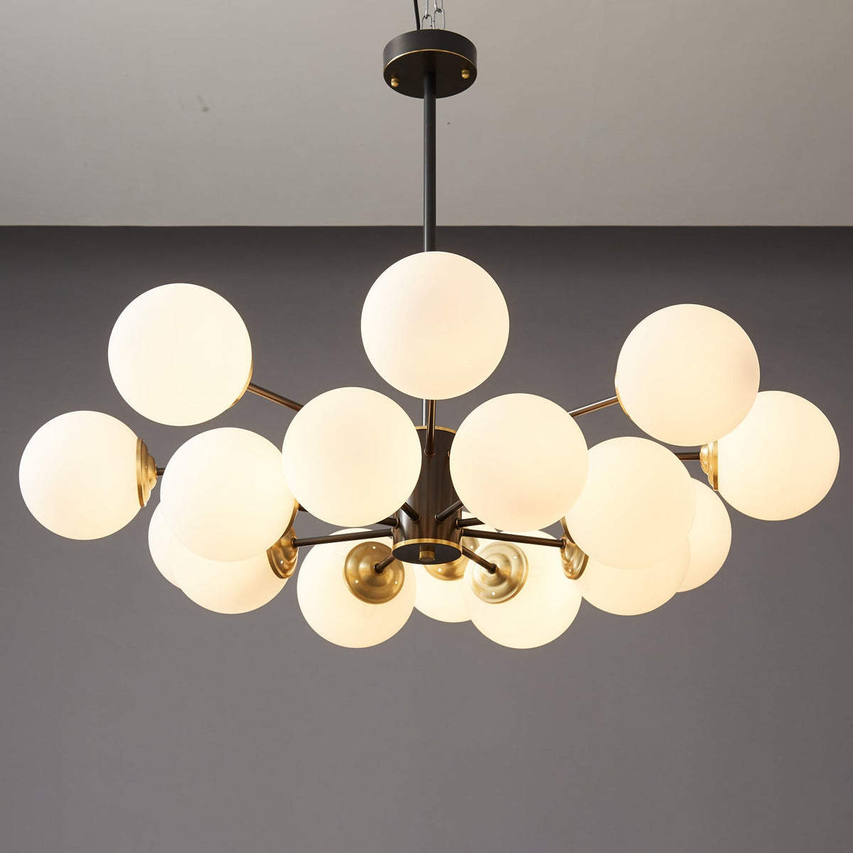 Catalos Moderne Premium Orb Kroonluchter van messing en glas