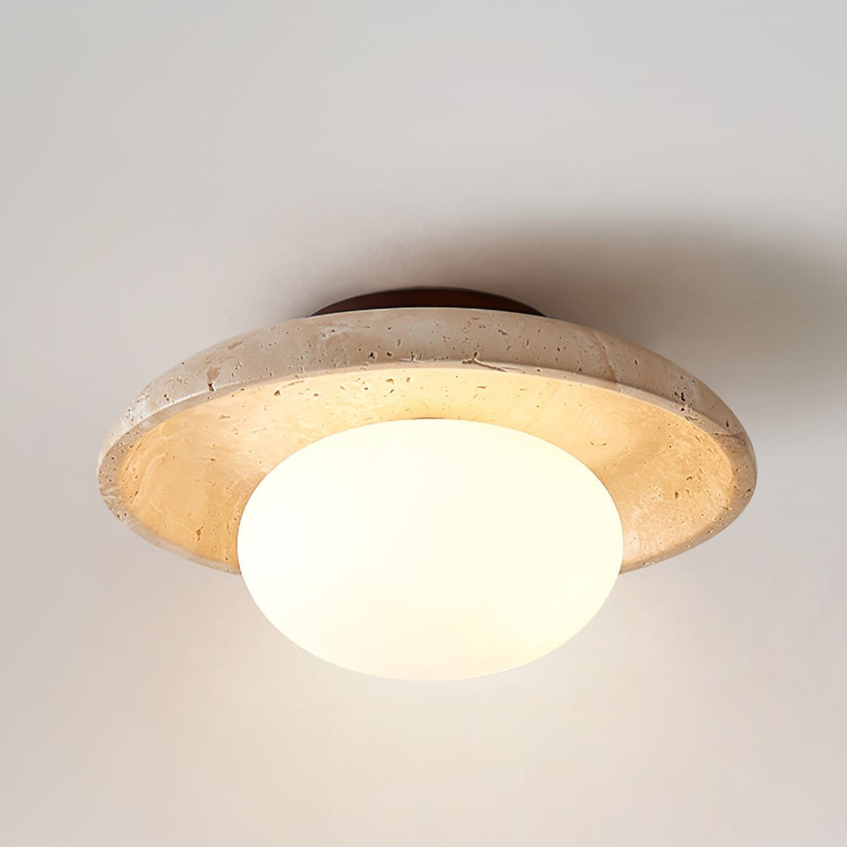 Tavaiella minimalistische plafondlamp in travertin