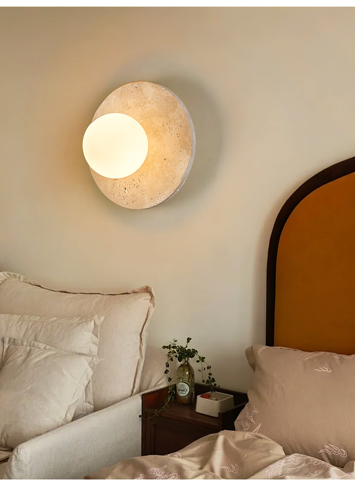 Sereella plafondlamp in travertin