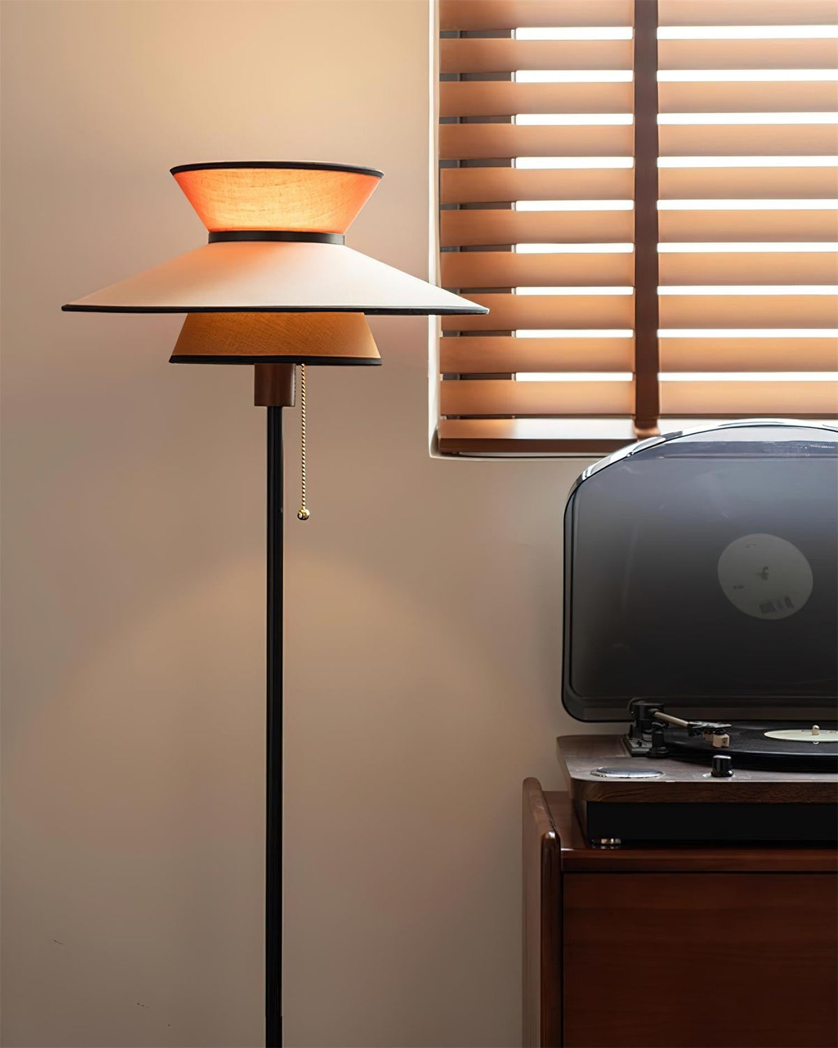 Oreliriella vloerlamp