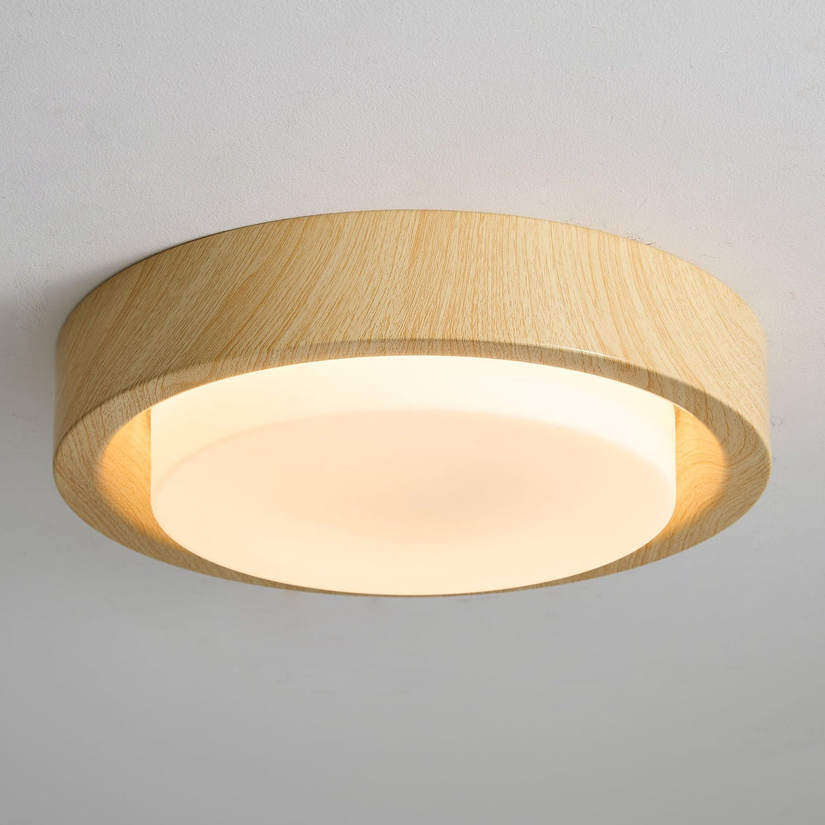 Sylaeon Minimalistische plafondlamp van walnoothout