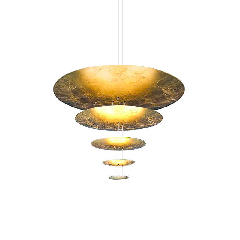 Phelion gelaagde hanglamp van goudfolie
