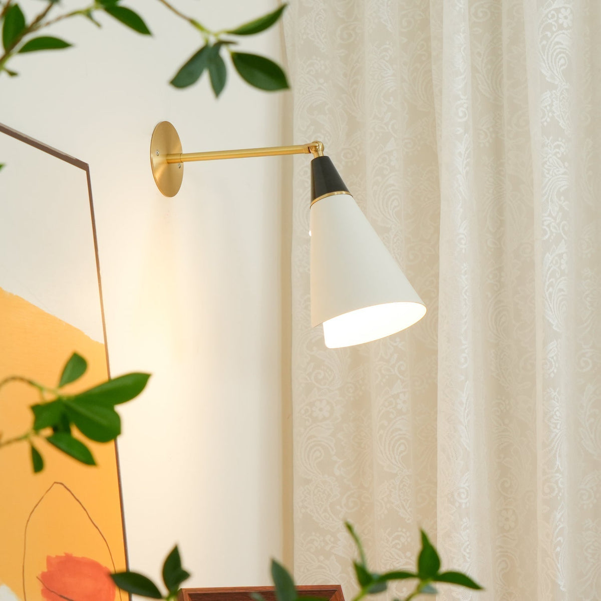 Orieiella Moderne minimalistische wandlamp van messing