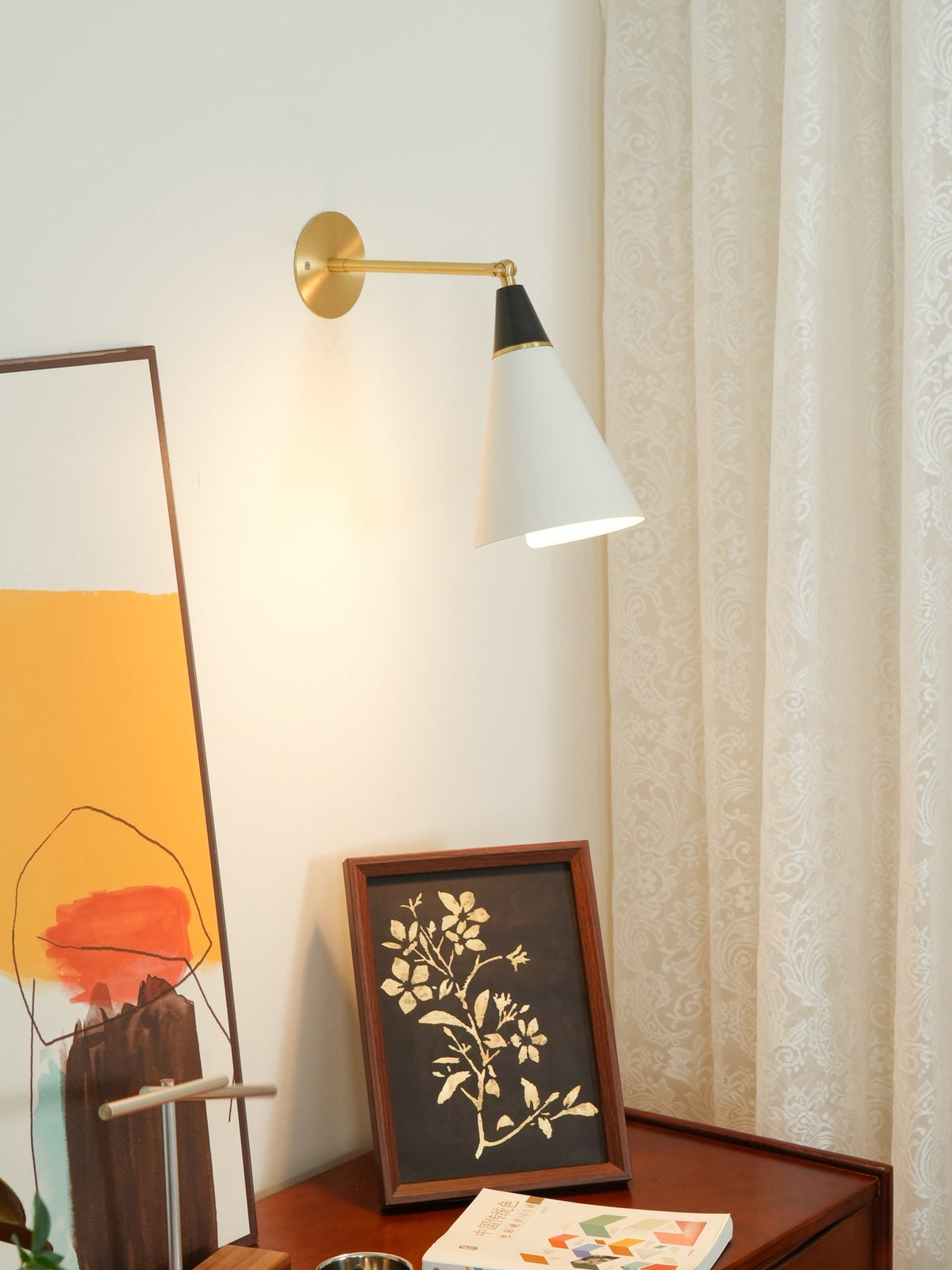 Orieiella Moderne minimalistische wandlamp van messing