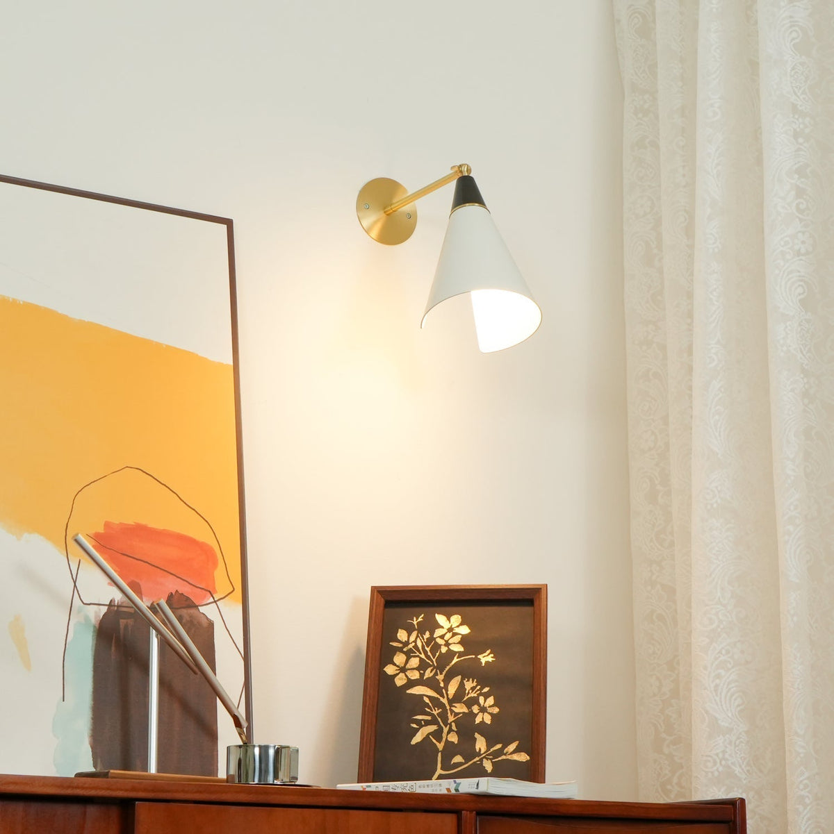 Orieiella Moderne minimalistische wandlamp van messing