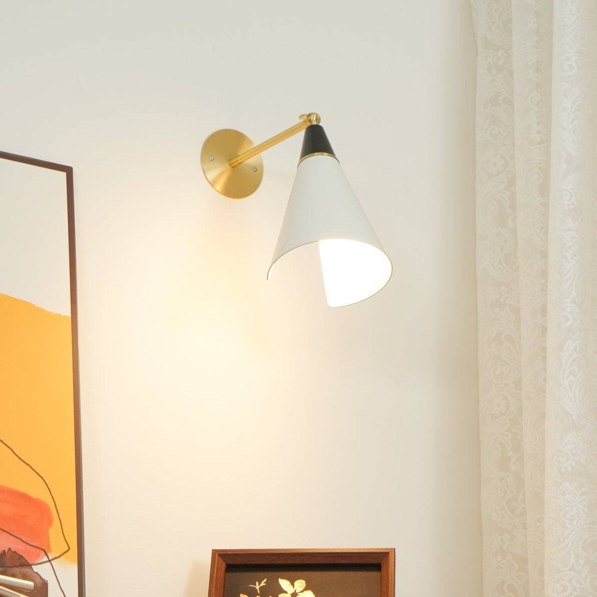 Orieiella Moderne minimalistische wandlamp van messing