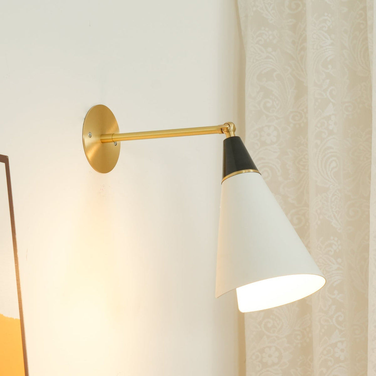 Orieiella Moderne minimalistische wandlamp van messing