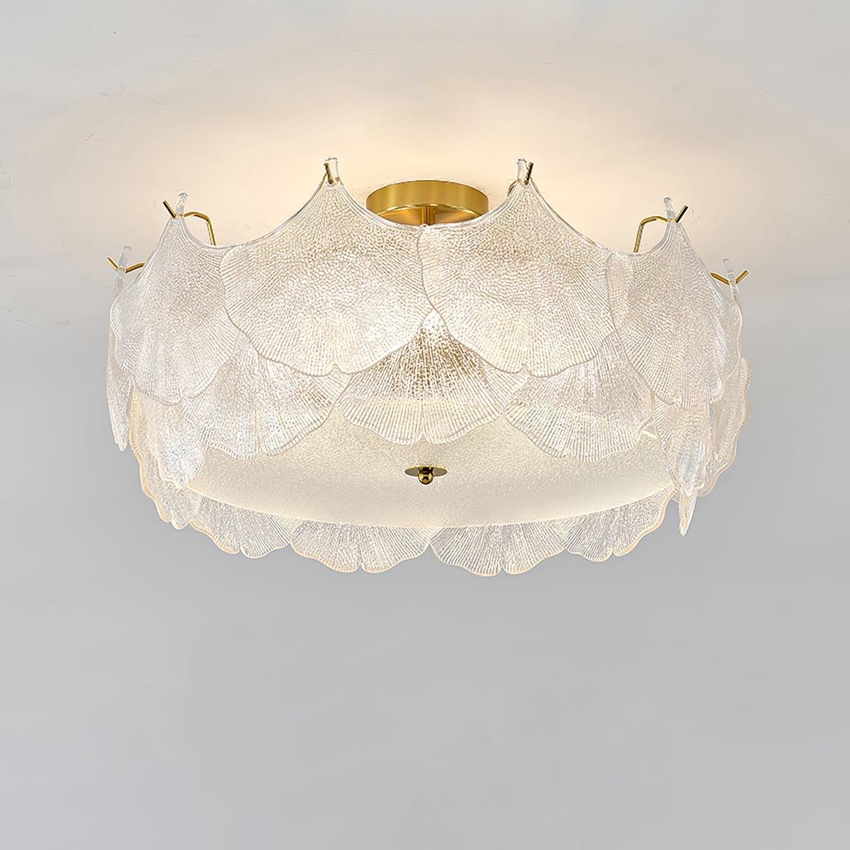 Quineth plafondlamp met cluster van maple-bladeren in glas