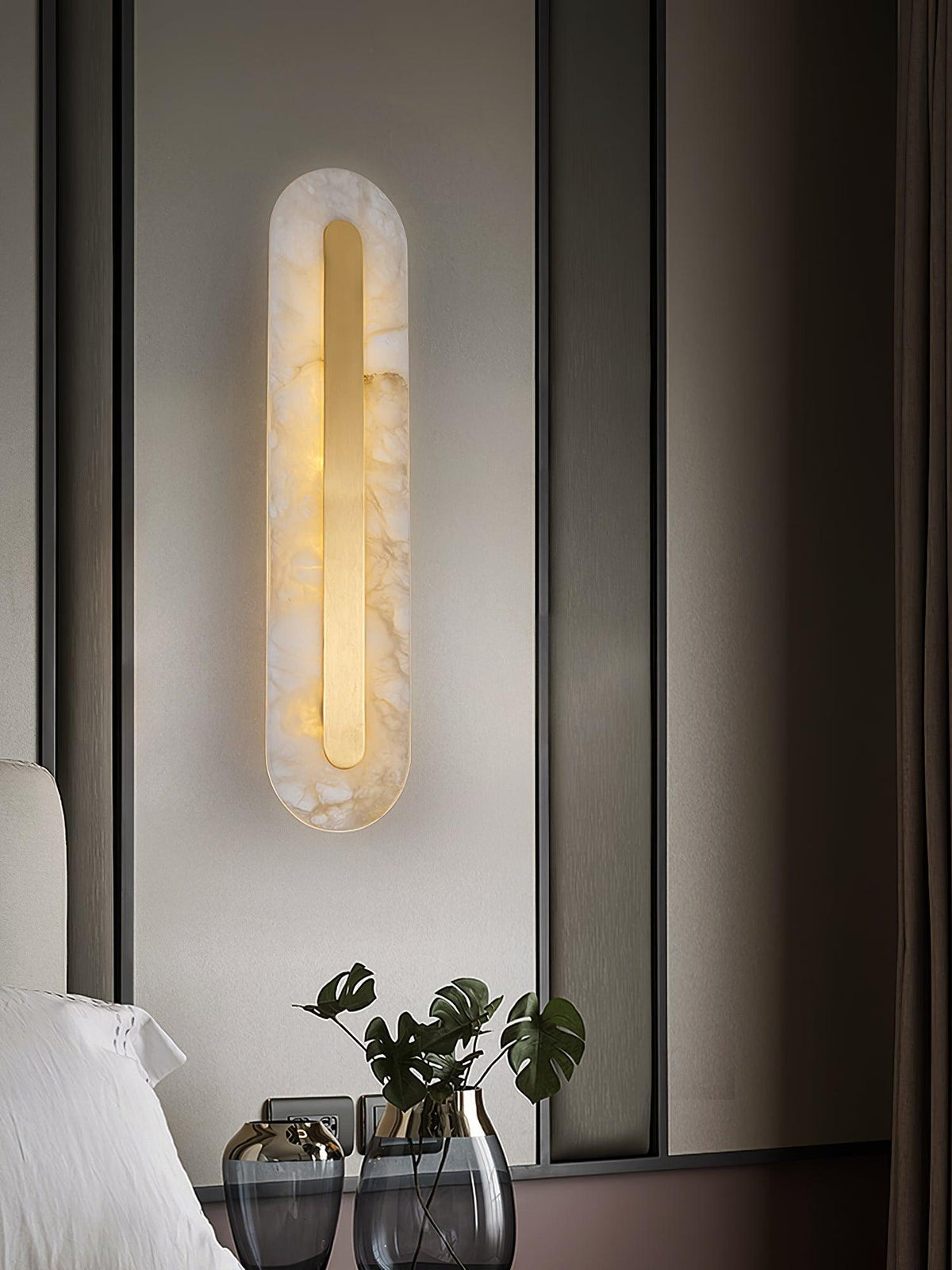 Selvia Minimalistische wandlamp van albast