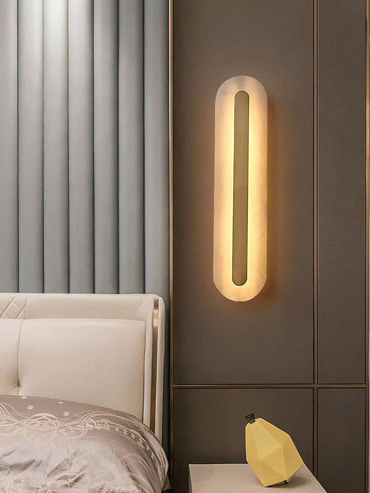 Selvia Minimalistische wandlamp van albast