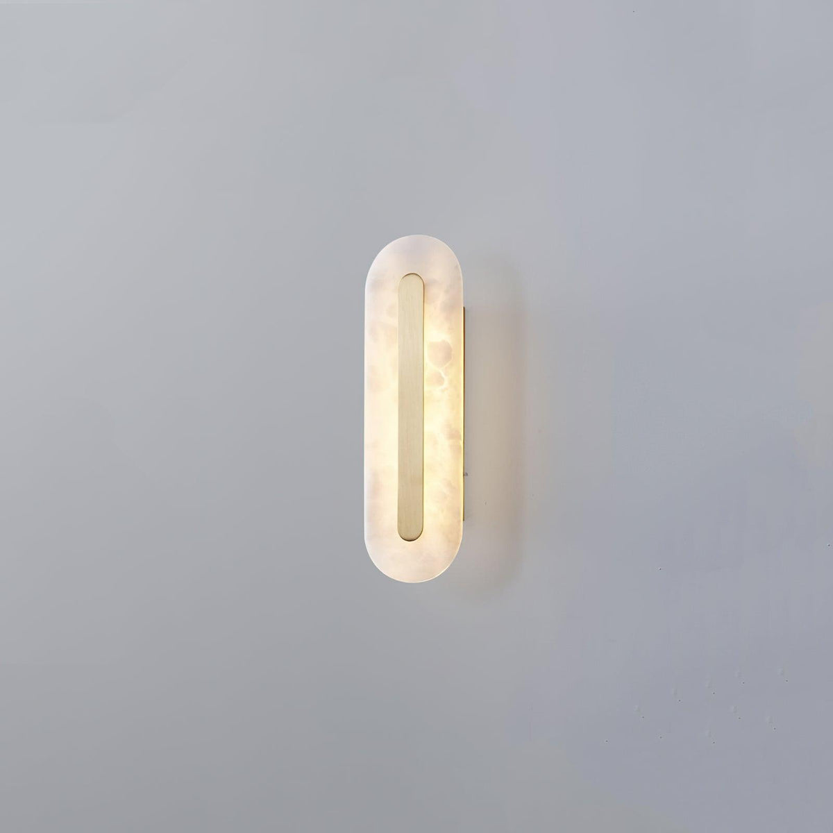 Selvia Minimalistische wandlamp van albast