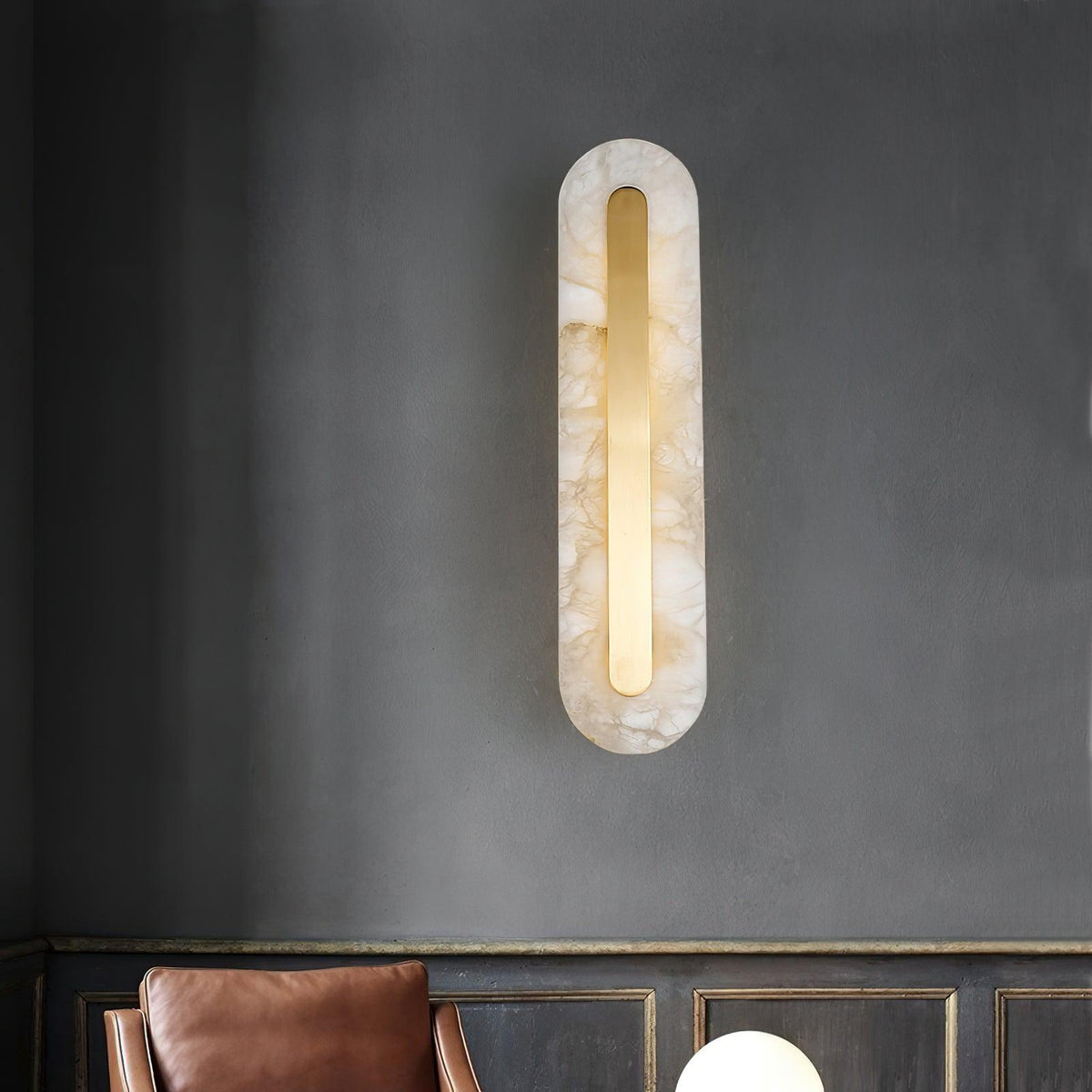 Selvia Minimalistische wandlamp van albast