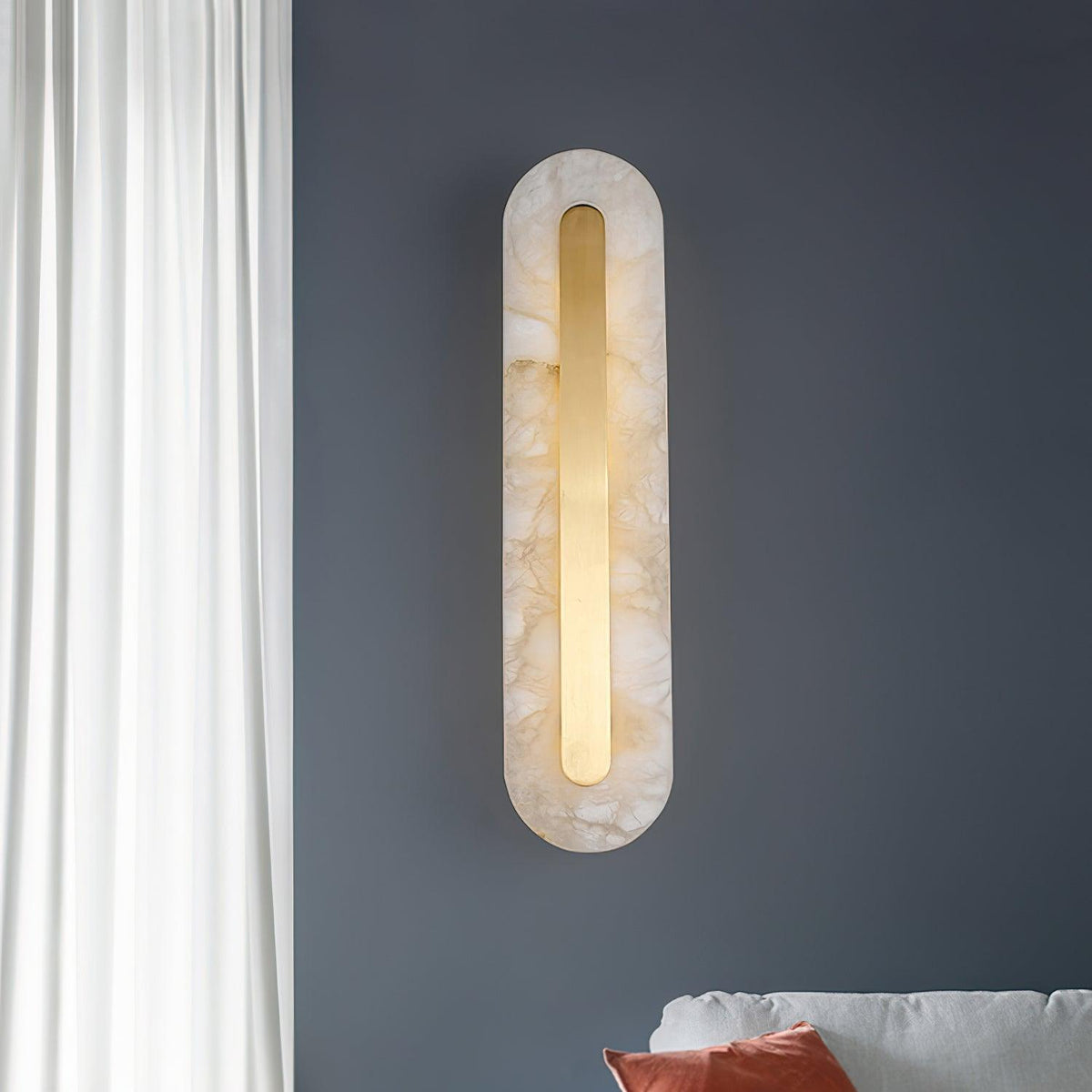 Selvia Minimalistische wandlamp van albast