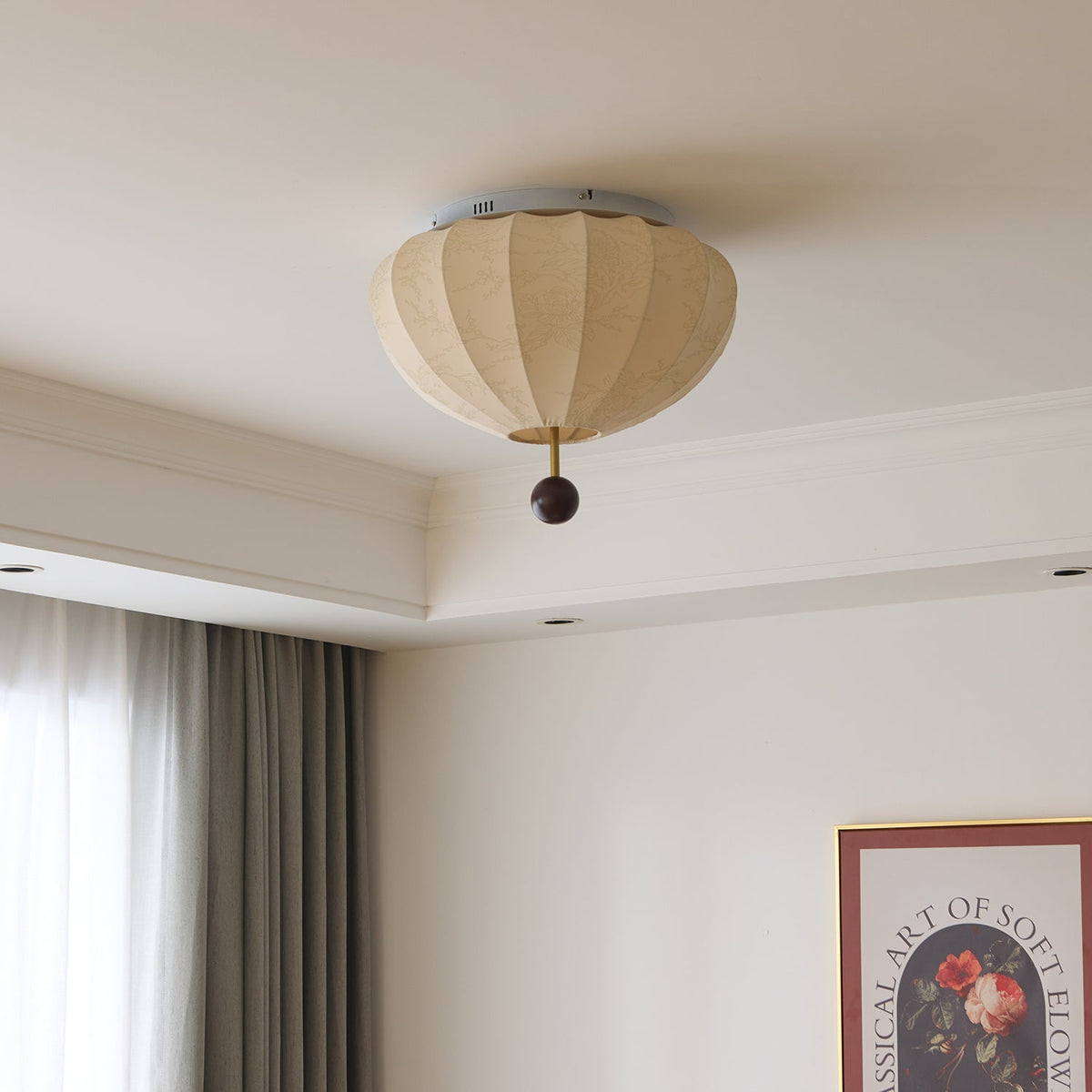 Rinelora plafondlamp van walnoothout en beige stof
