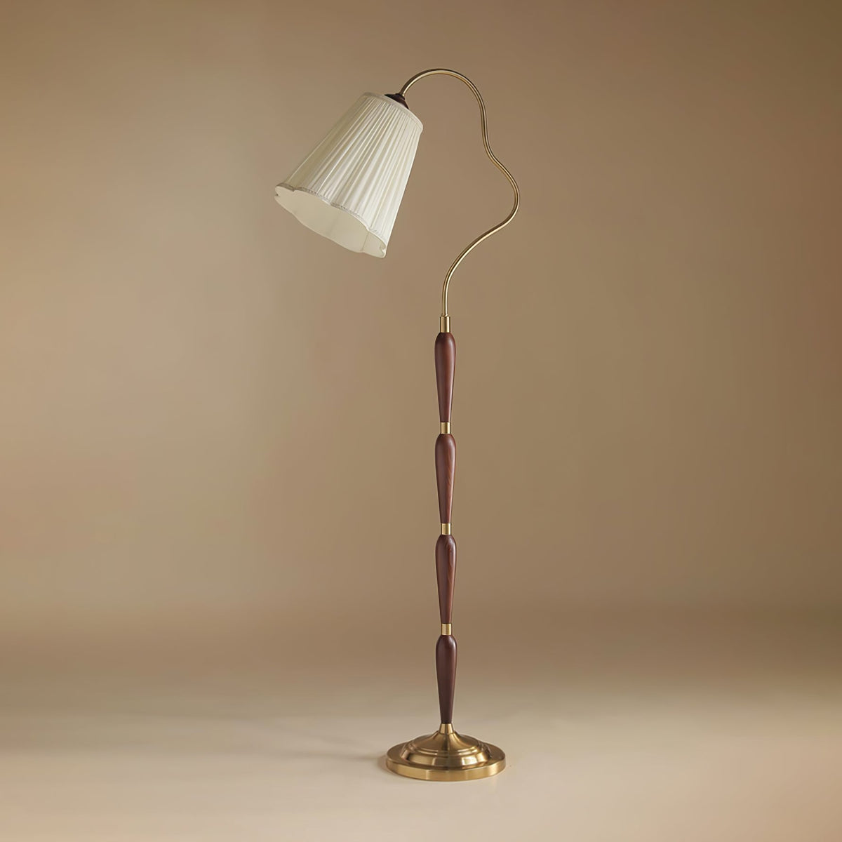 Foster Vintage Houten vloerlamp
