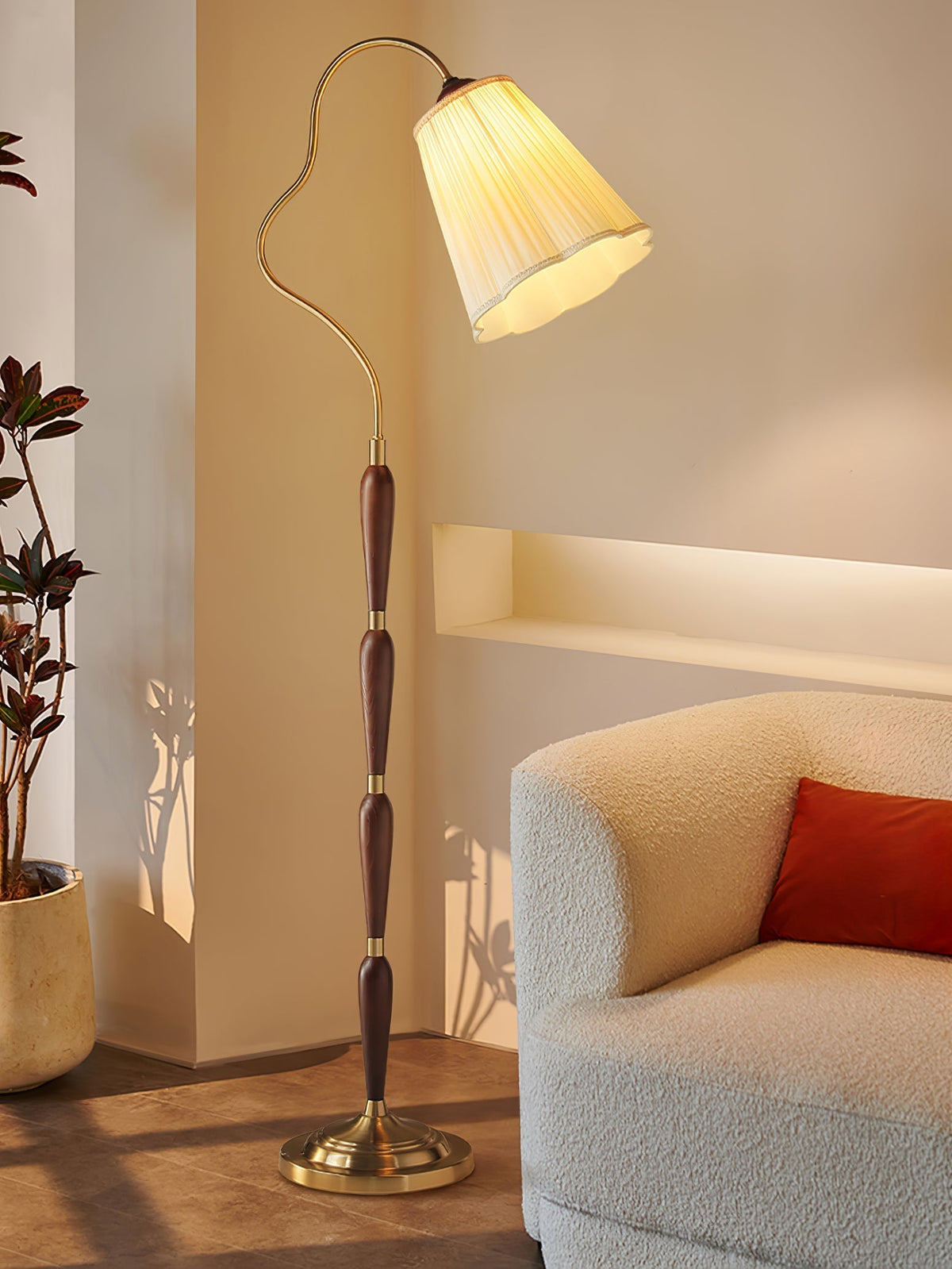 Foster Vintage Houten vloerlamp