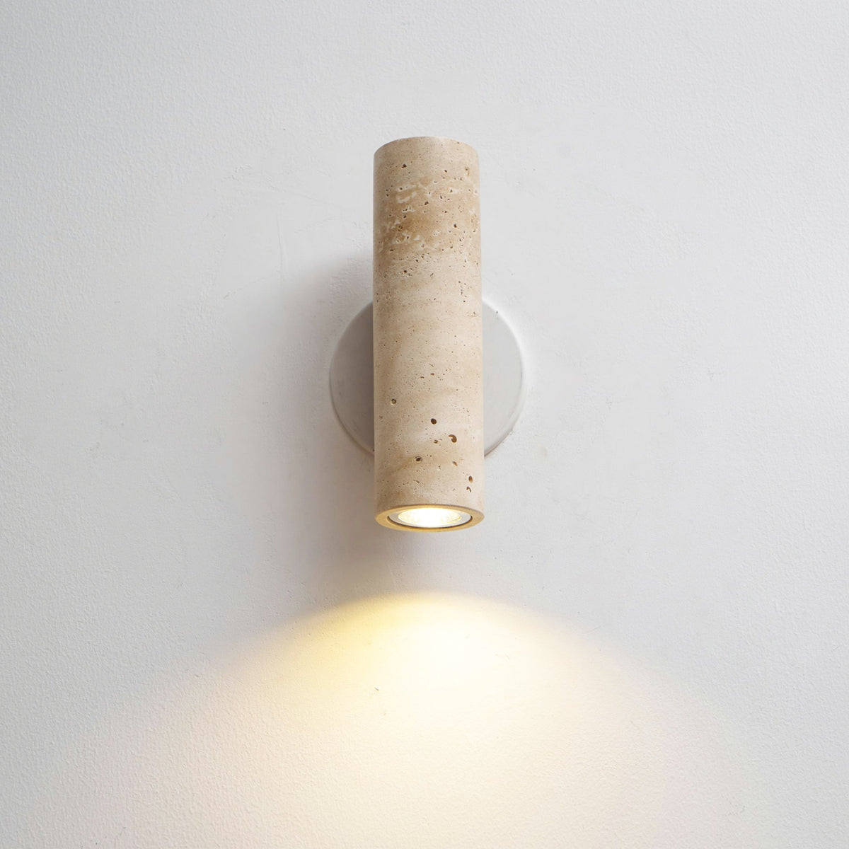 Norenina travertin wandlamp