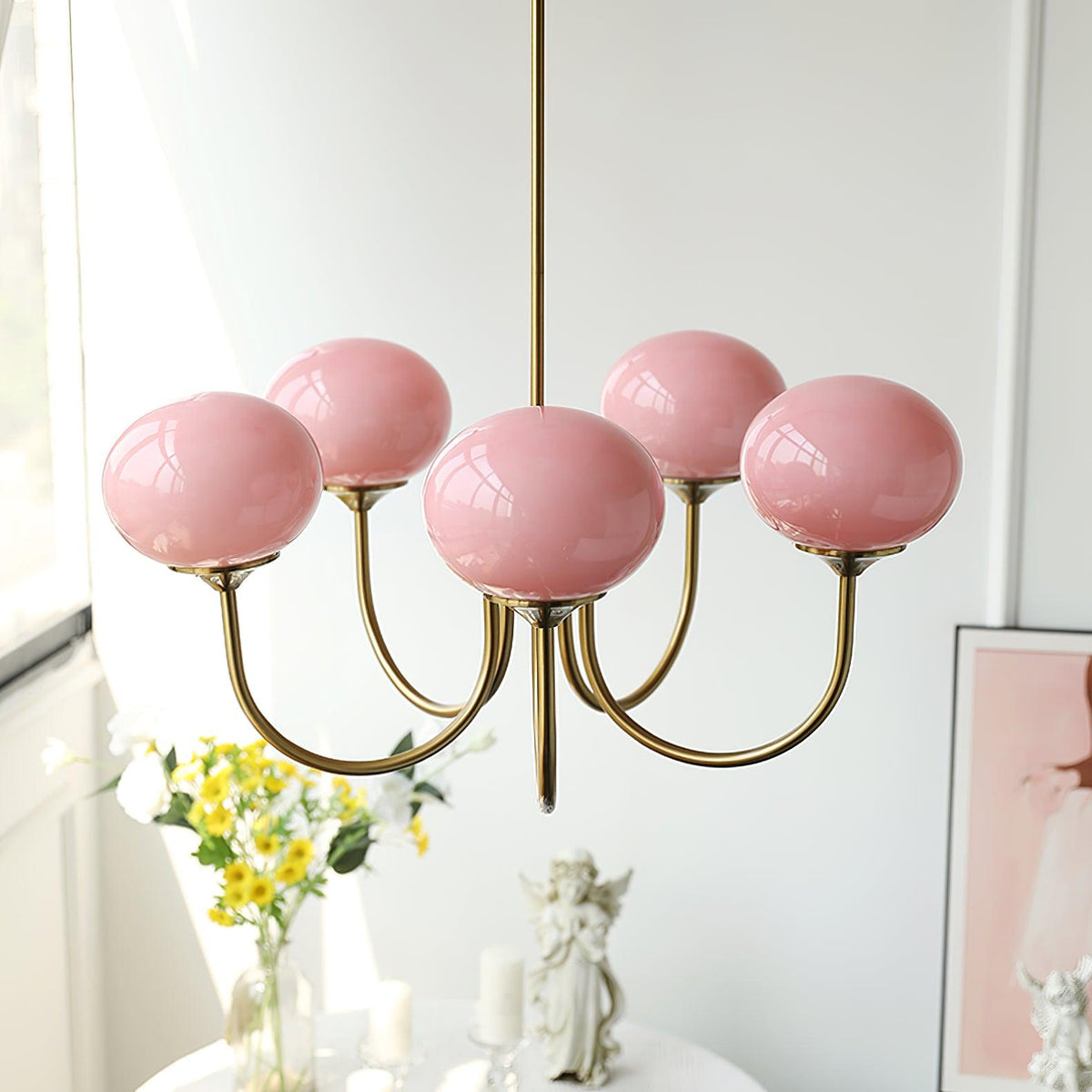 Velenian Kroonluchter met Roze Glazen Bolletjes Goud
