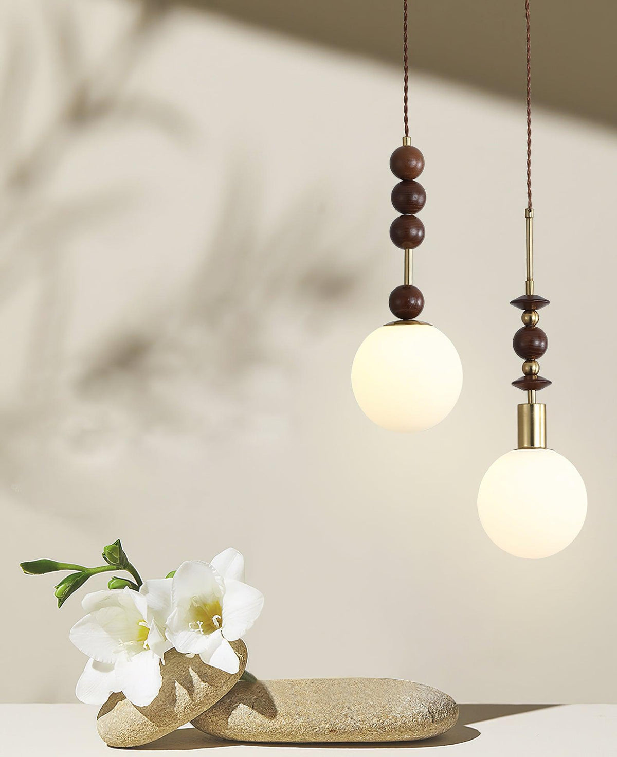 Aldanelle hanglamp van walnoothout