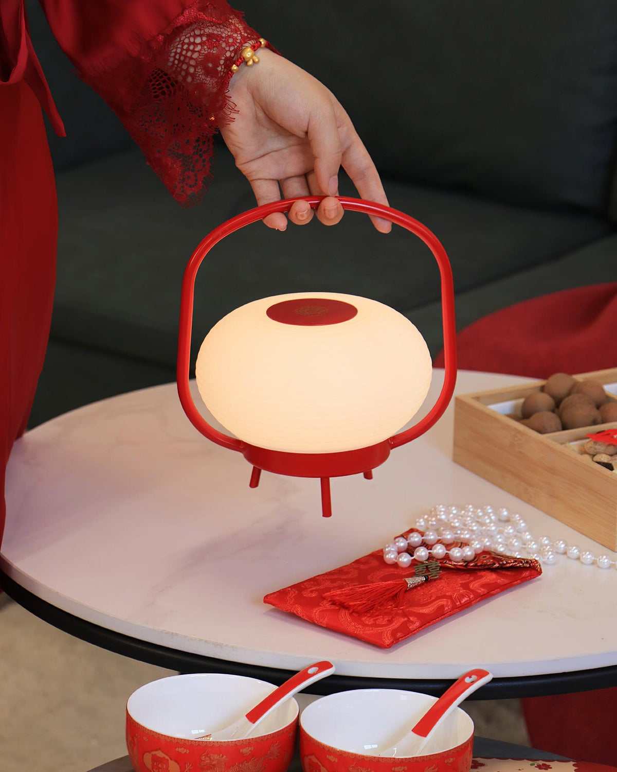 Saelan minimalistisch tafellamp