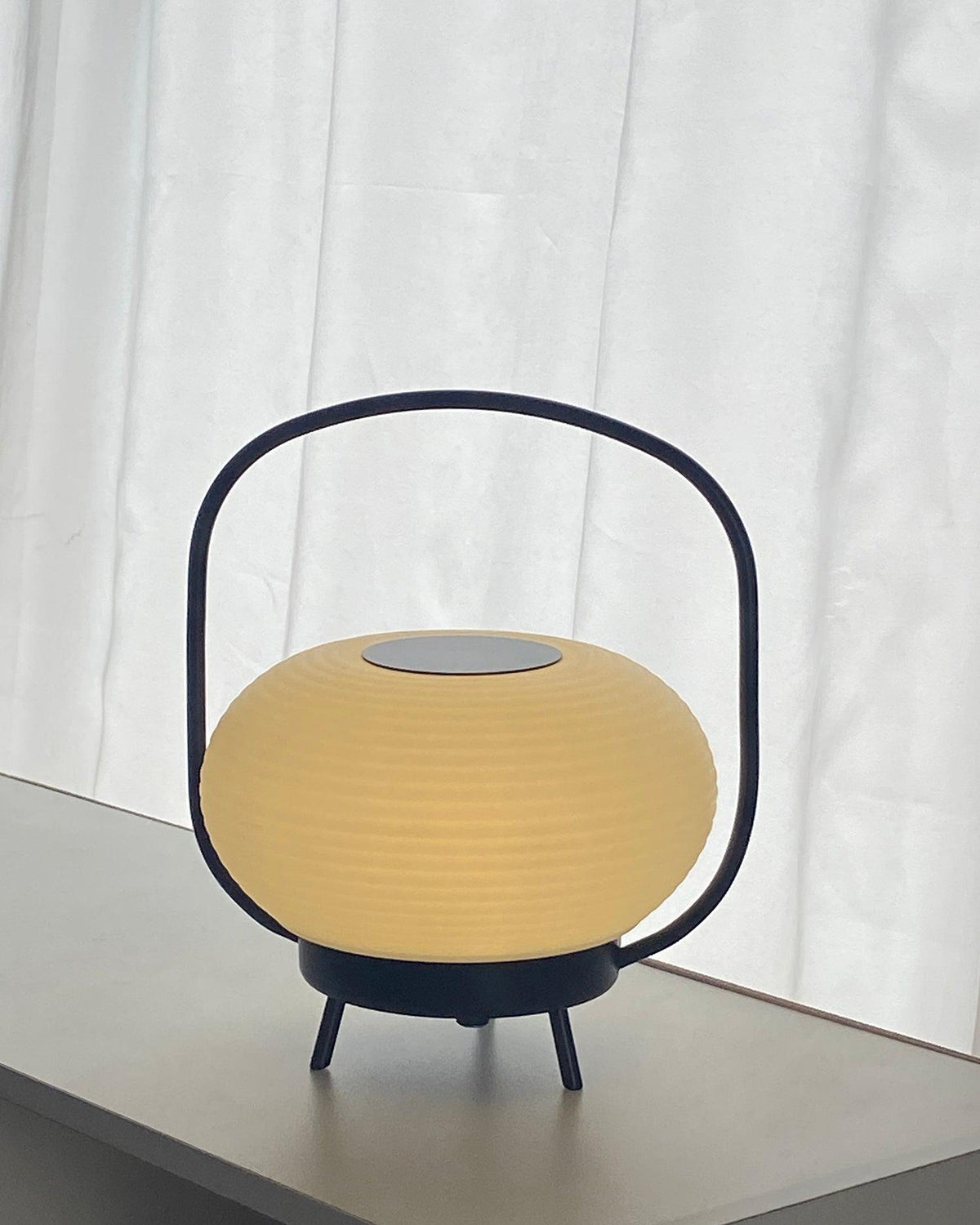 Saelan minimalistisch tafellamp