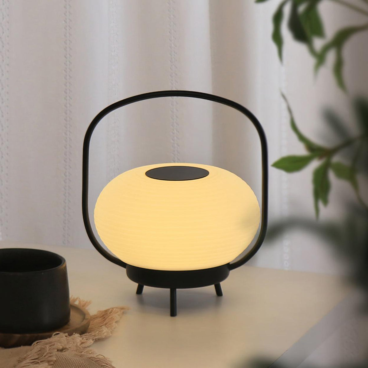 Saelan minimalistisch tafellamp