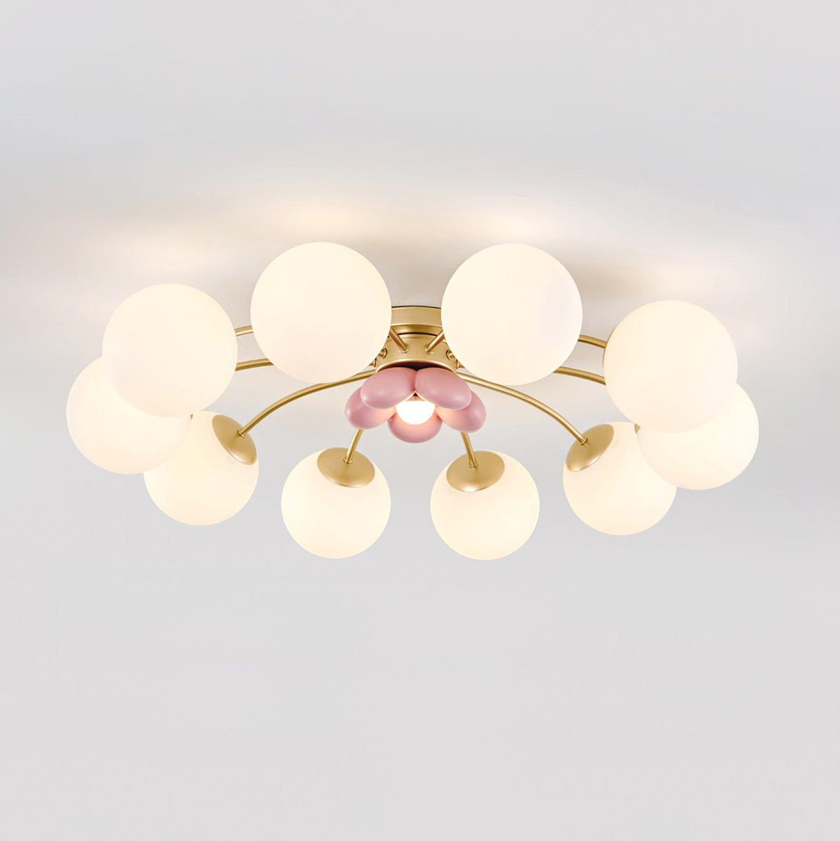 Nirox plafondlamp met Roze Bloemblaadjes