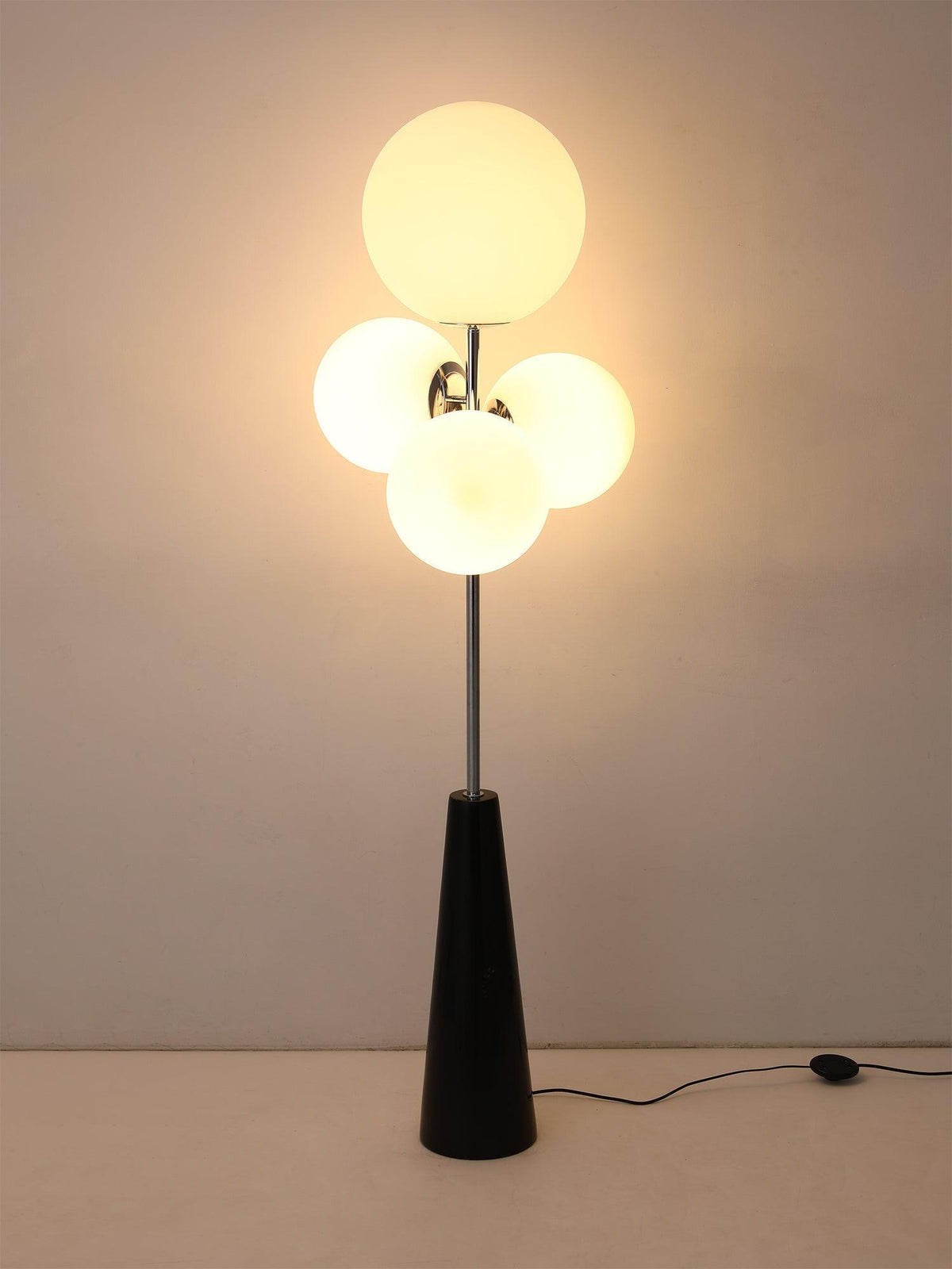 Viri moderne vloerlamp met marmer