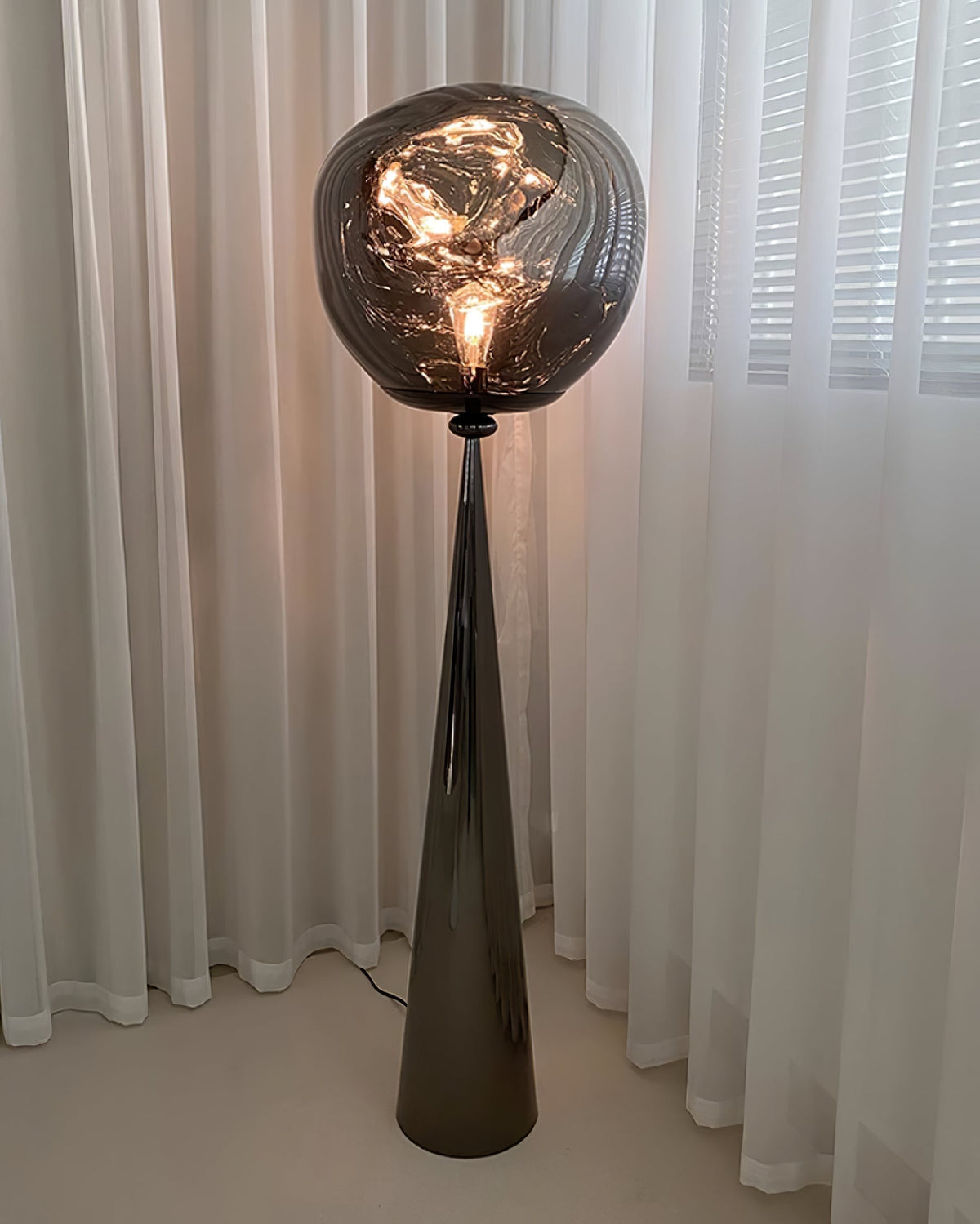Rivaline vloerlamp