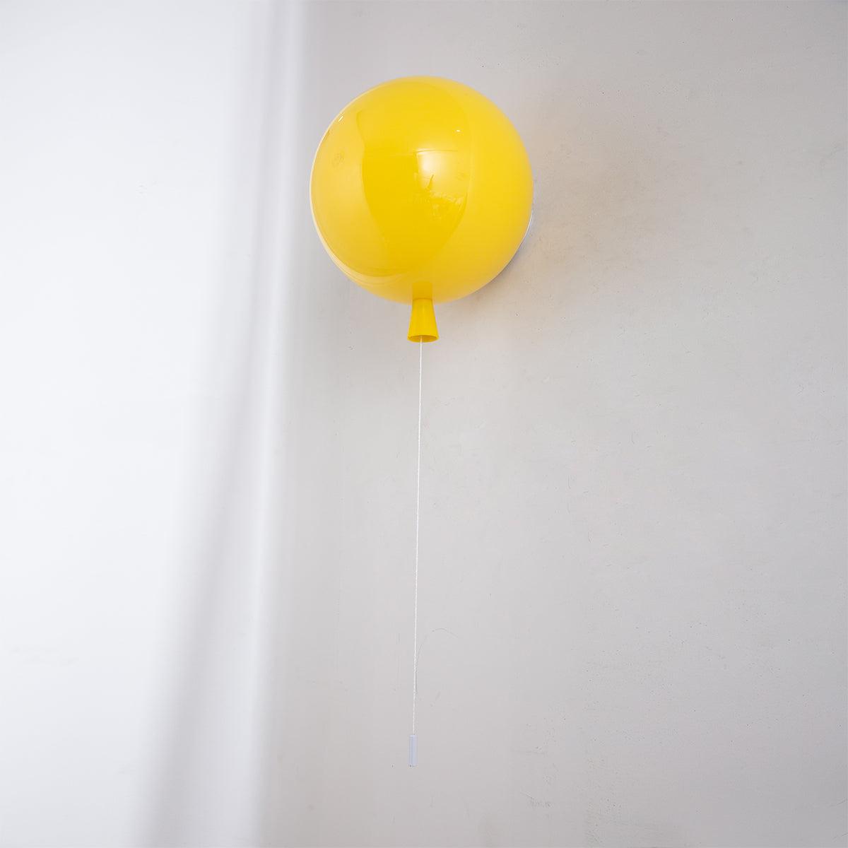 Kiri Vrolijk Dromerige ballonnen Kunststof Wandlamp
