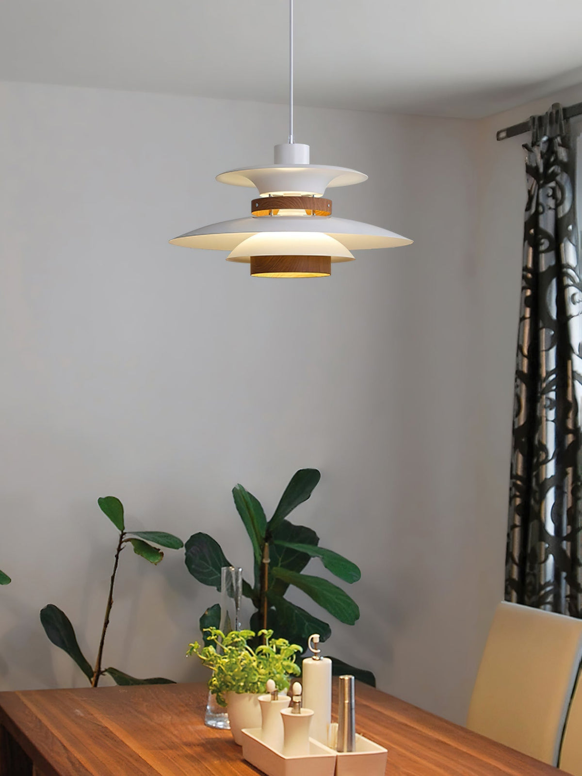 Sylelenne hanglamp van hout en staal