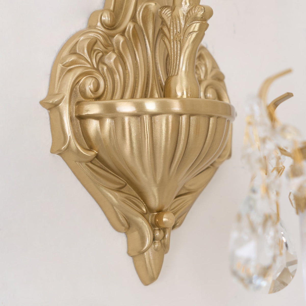 Vireon wandlamp goudkleurige afwerking dubbele wandlamp modern