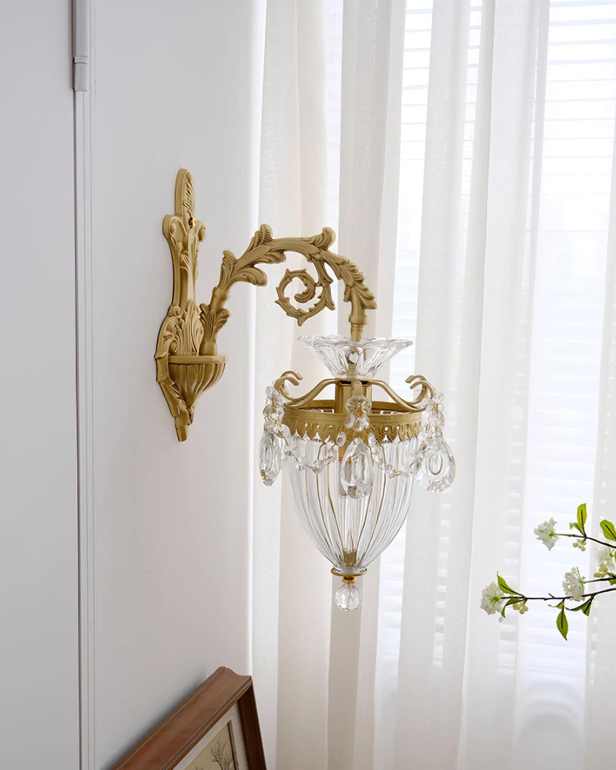 Vireon wandlamp goudkleurige afwerking dubbele wandlamp modern