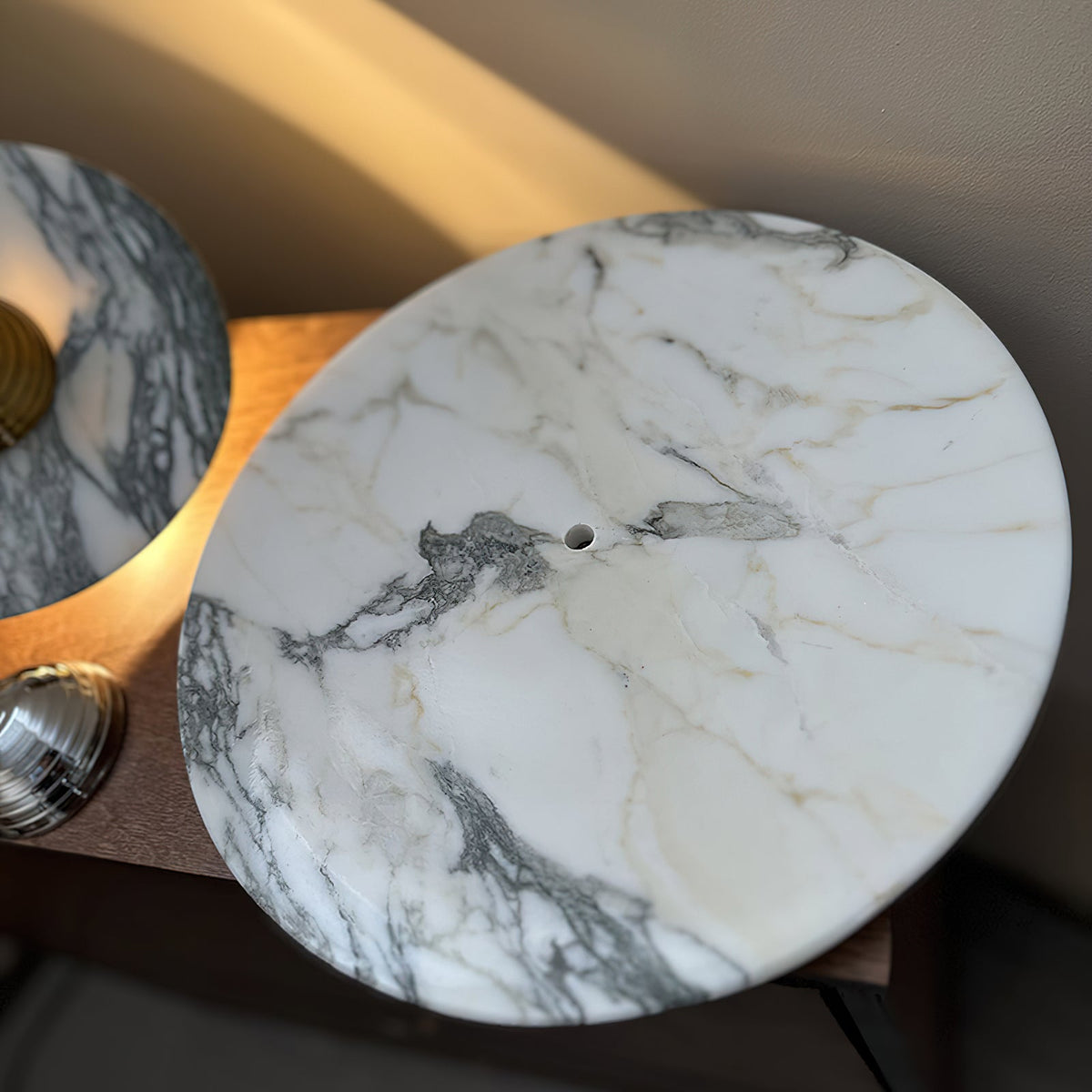 Liorenielle wandlamp