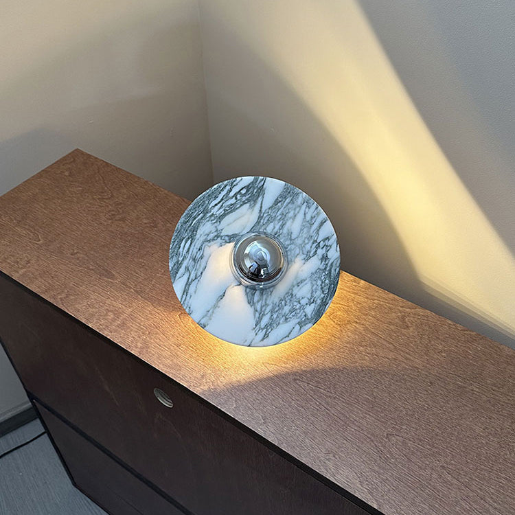 Liorenielle wandlamp