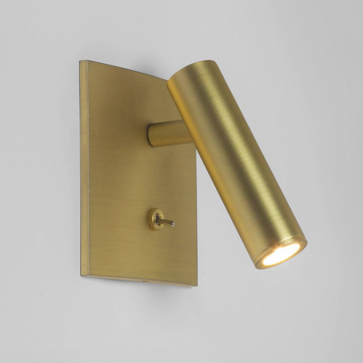 Teriiira Micro Square wandlamp met Schakelaar