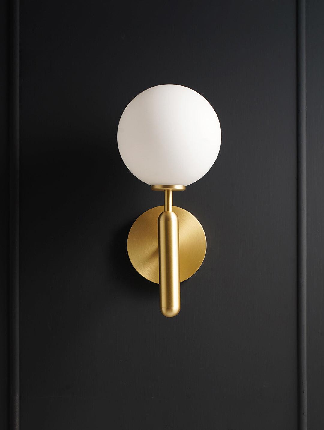 Kynlo wandlamp met stekker, glazen bol Nordic