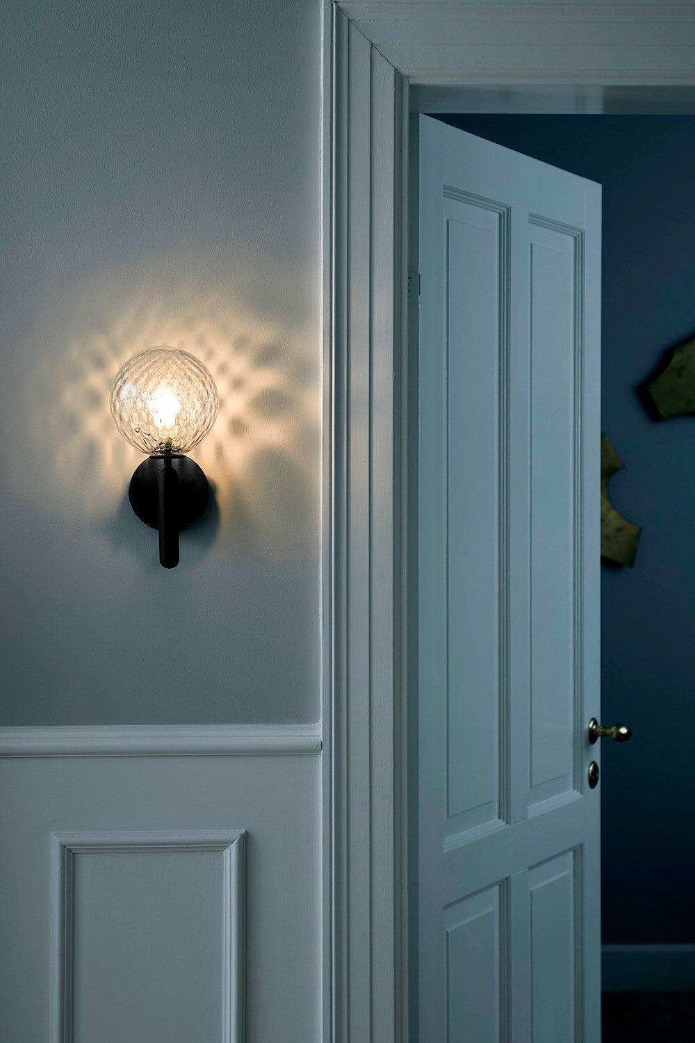 Kynlo wandlamp met stekker, glazen bol Nordic