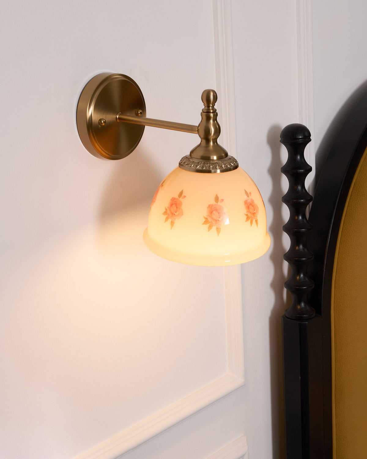Mishya Bloemmotief wandlamp