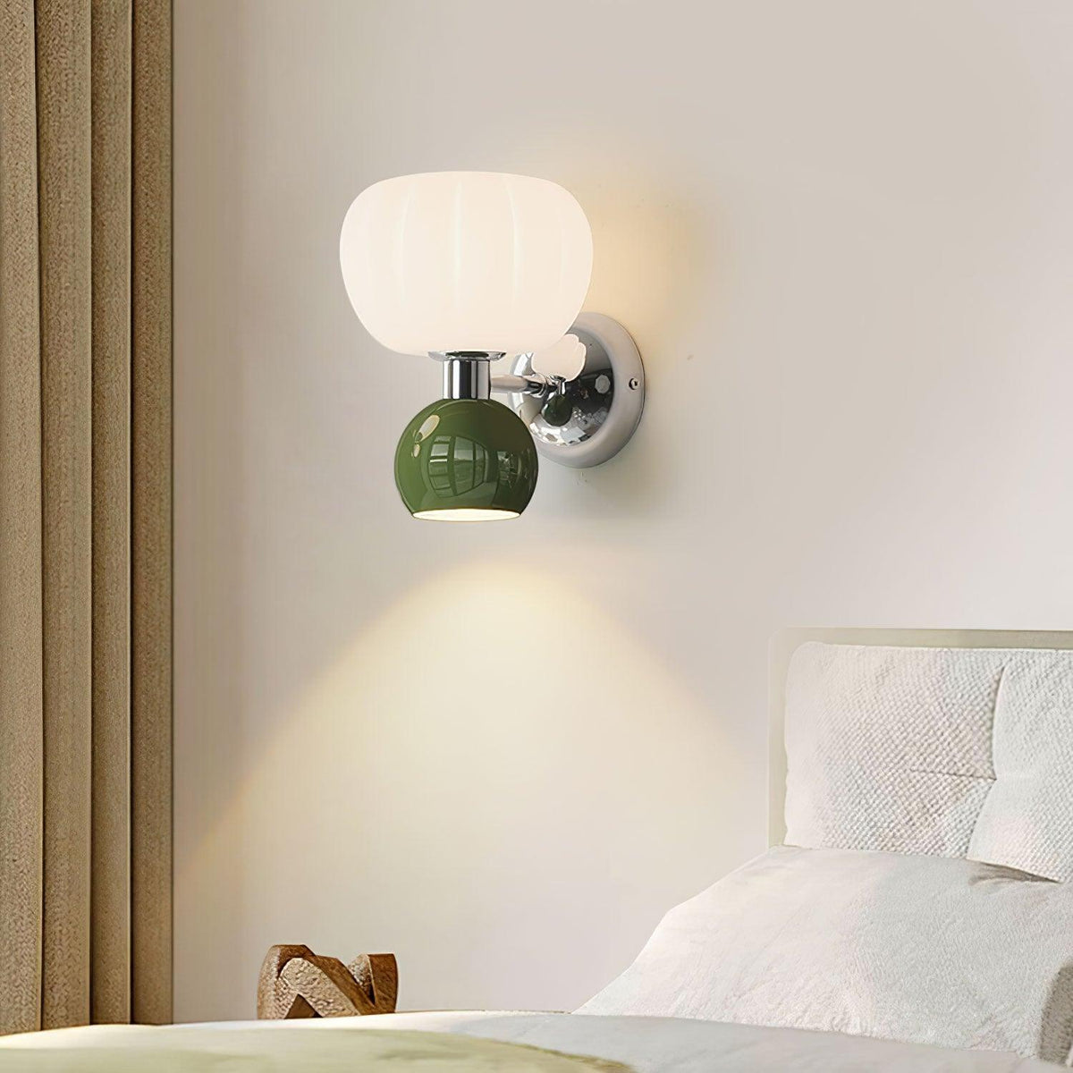 Jorvin Noordse kunstzinnige wandlamp van crèmekleurige kunststof