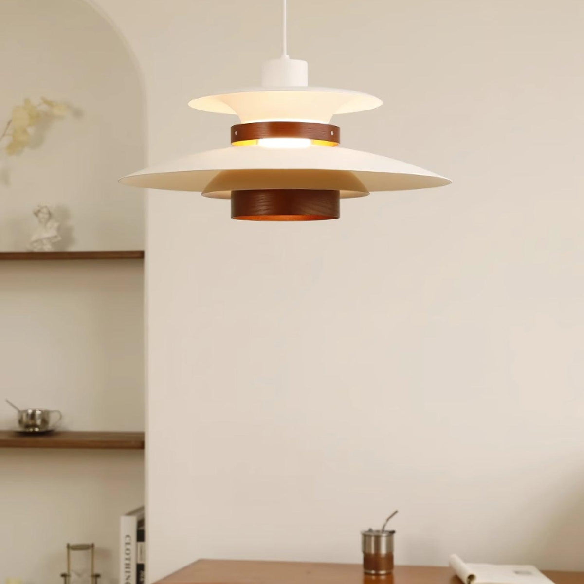 Sylelenne hanglamp van hout en staal