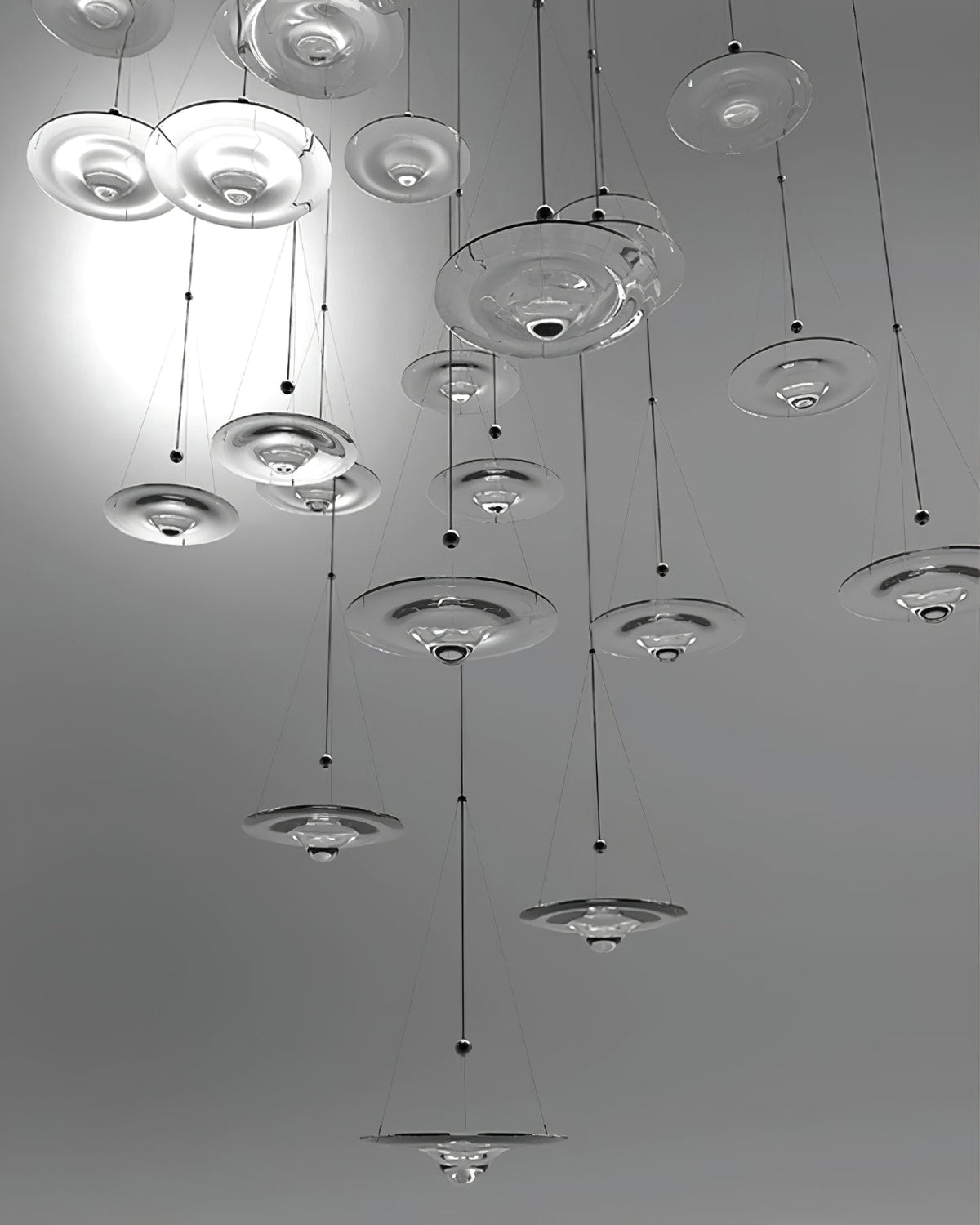 Aurivine hanglamp van messing met minimalistisch ontwerp