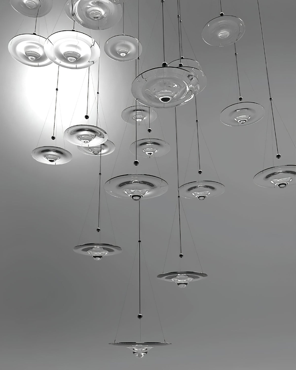 Aurivine hanglamp van messing met minimalistisch ontwerp