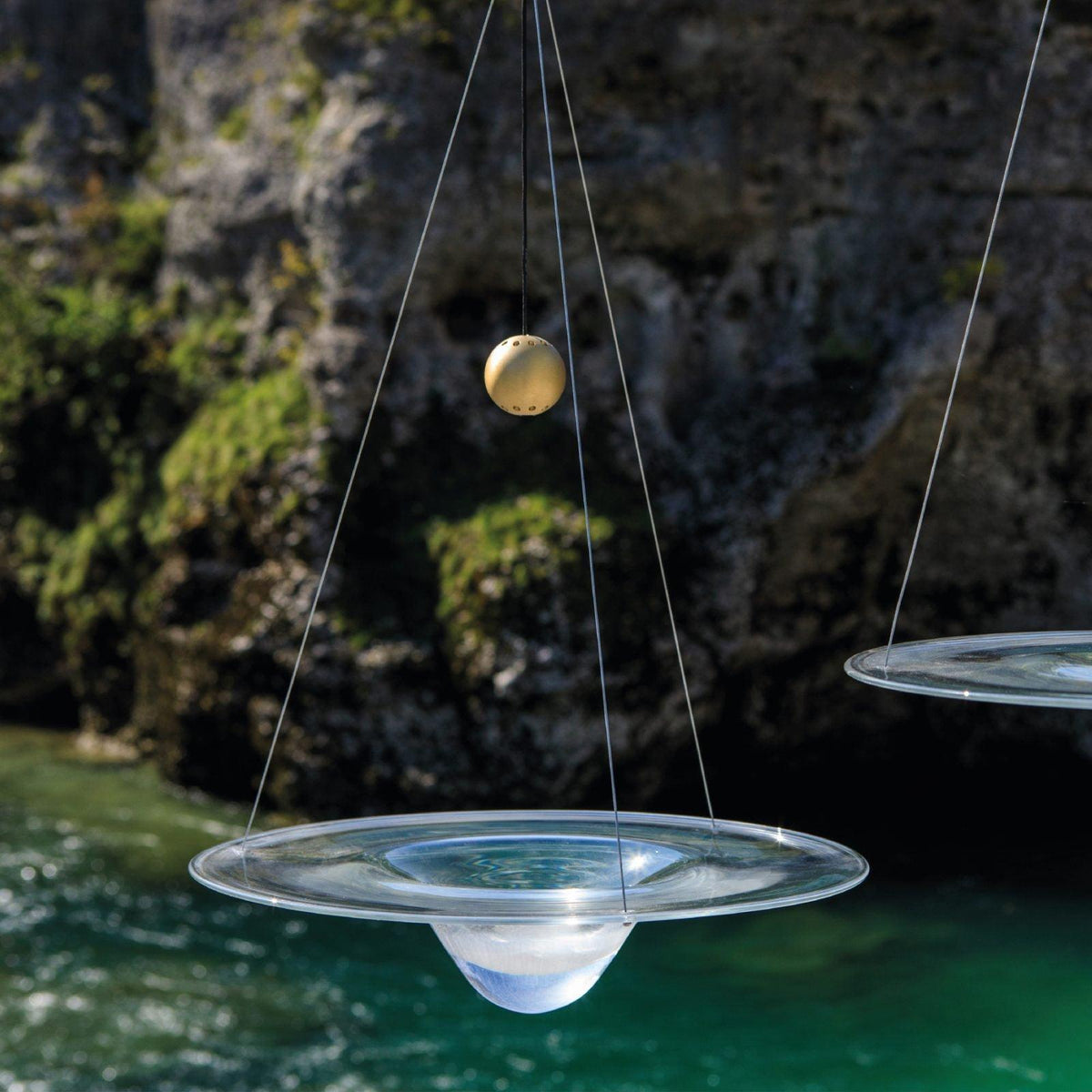 Aurivine hanglamp van messing met minimalistisch ontwerp