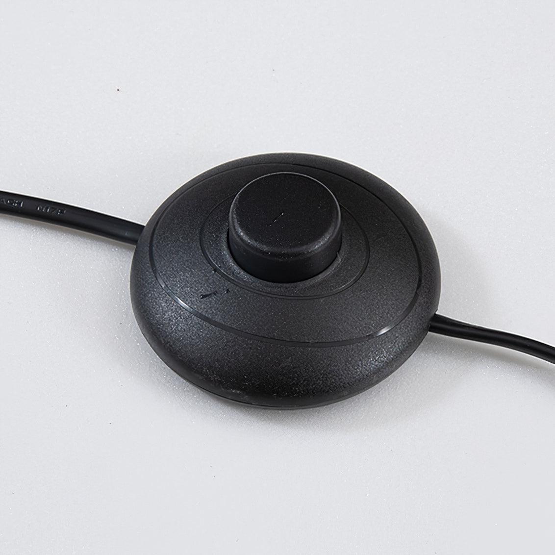 Linania vloerlamp met stoffen kap in minimalistisch ontwerp