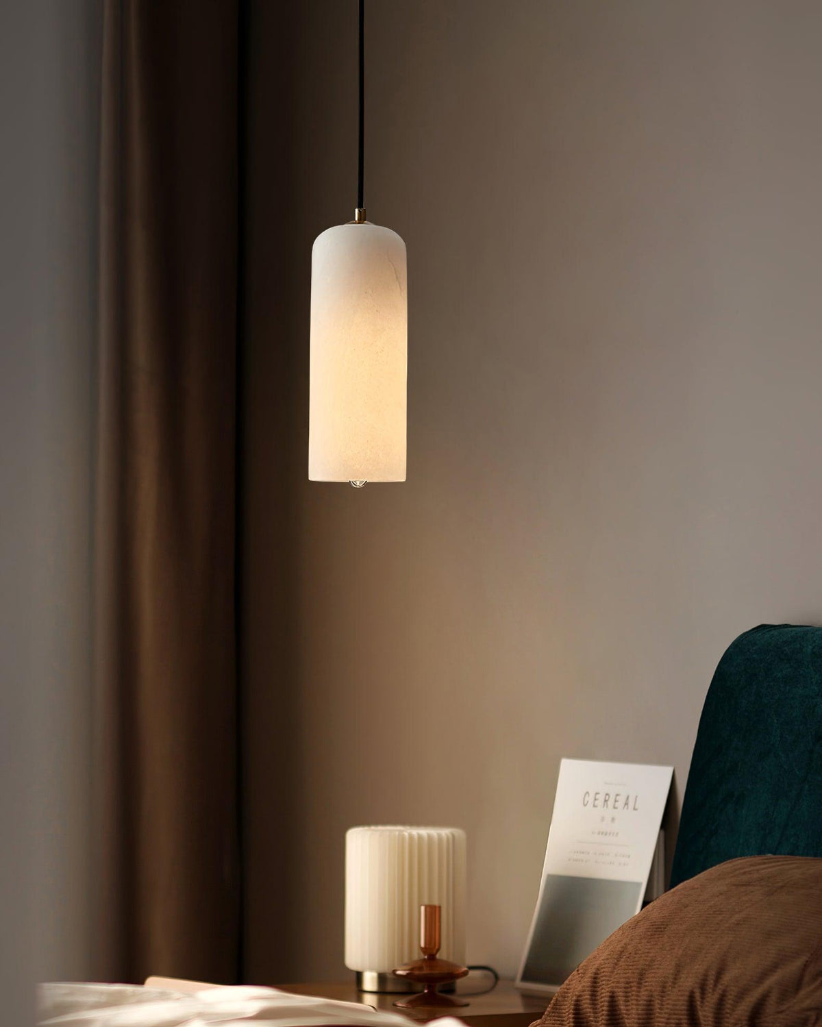 Nivenira cilindrische hanglamp van albast